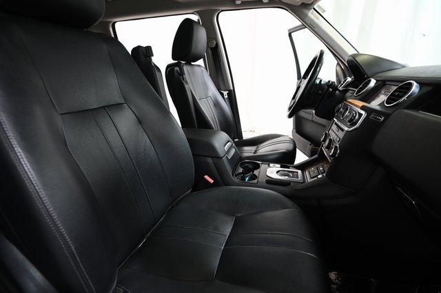 Used 2016 Land Rover LR4 HSE Silver Edition image 33