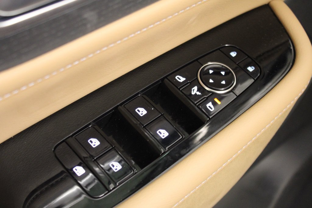 Certified 2025 INFINITI QX80 Sensory AWD/4WD image 18