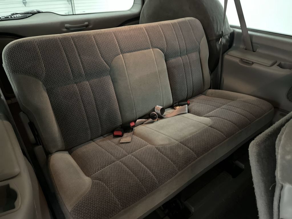 Used 2000 Ford Excursion XLT RWD image 21