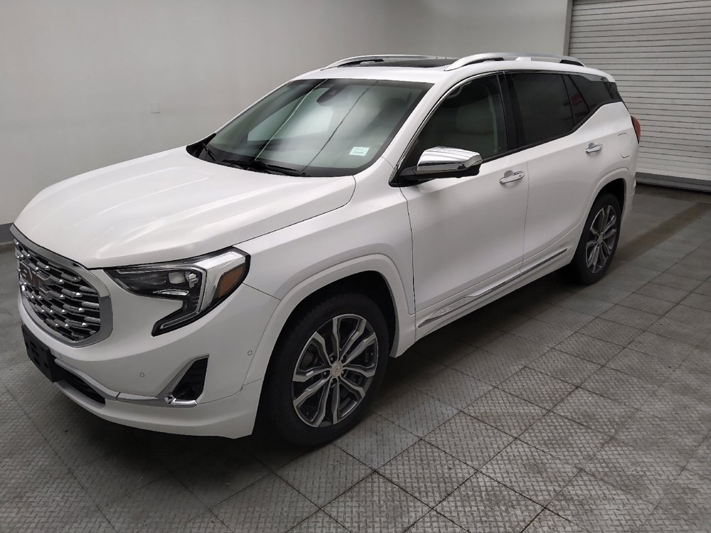 Used 2019 GMC Terrain Denali w/ Advanced Safety Package image 2