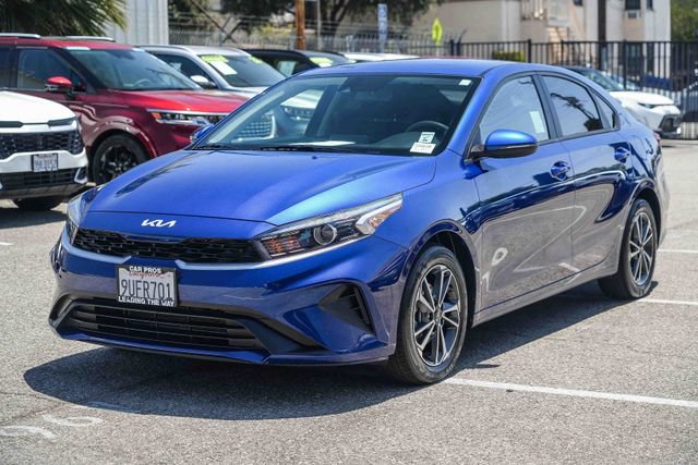 Used 2023 Kia Forte LXS w/ LXS Technology Package FWD image 6