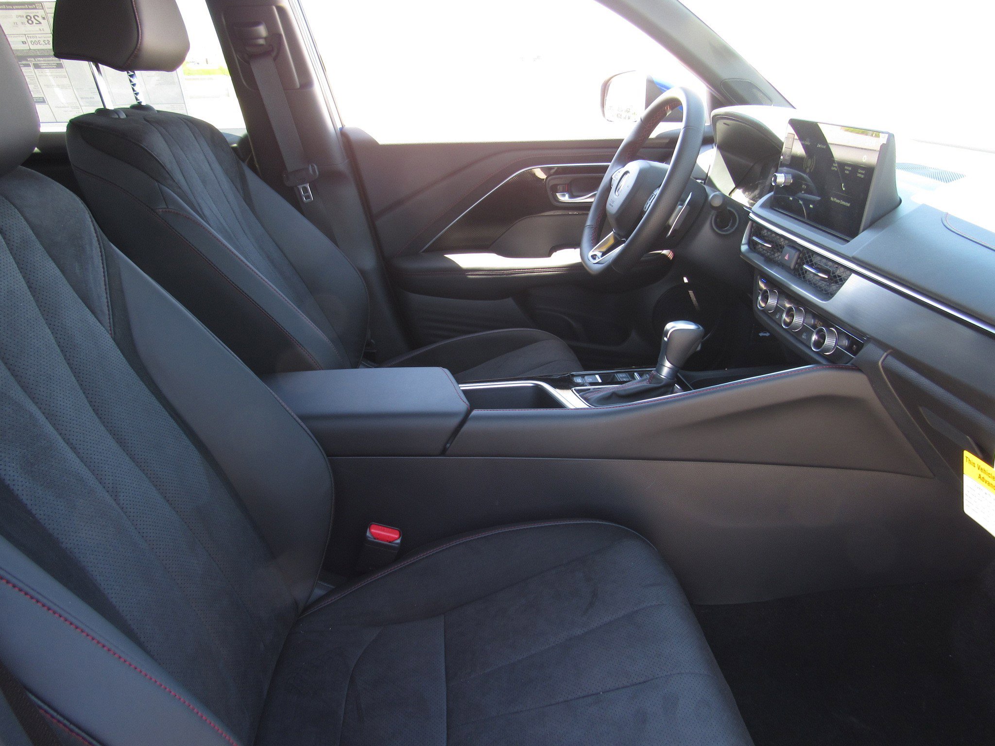 Certified 2025 Acura ADX A-Spec image 9