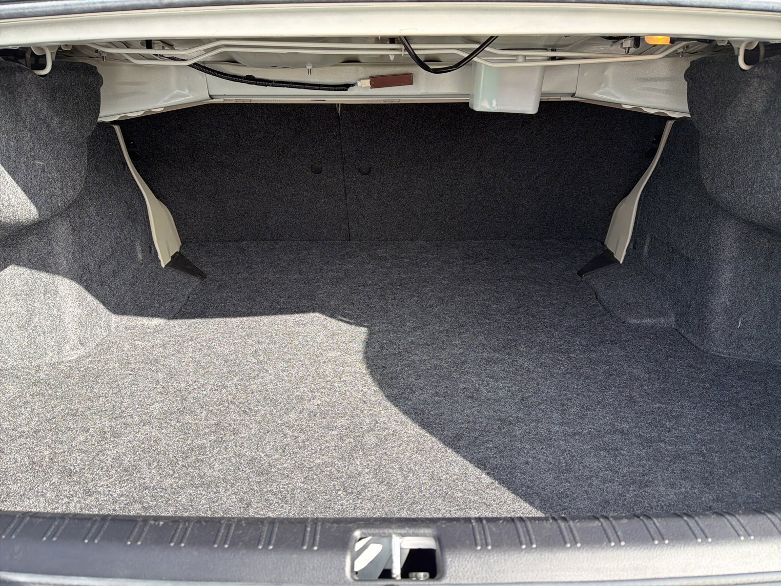 Used 2016 Subaru Impreza 2.0i Limited image 19