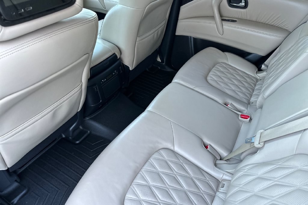 Used 2021 Nissan Armada Platinum AWD/4WD image 15