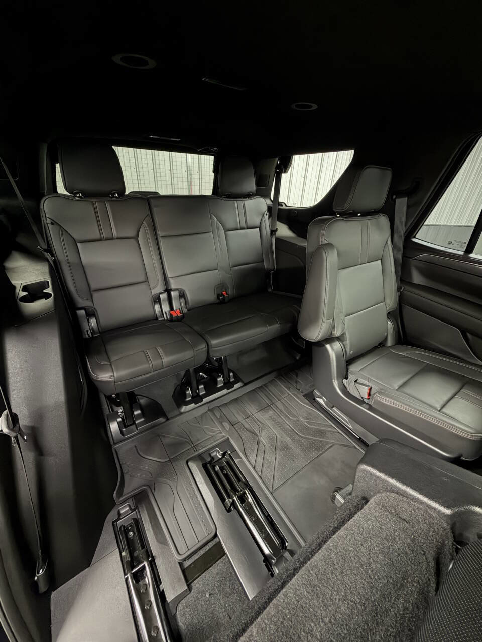 Used 2022 Chevrolet Tahoe RST w/ Sport Performance Package image 33