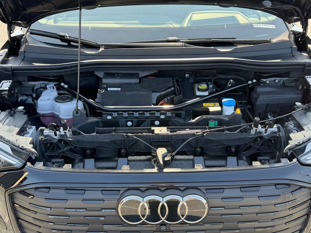 Certified 2024 Audi Q4 e-tron Prestige w/ Black Optic Package AWD/4WD image 40