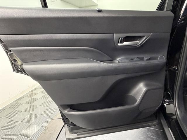 Certified 2025 Toyota Grand Highlander FWD image 36