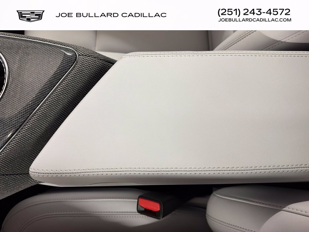 New 2027 Cadillac Optiq Sport w/ LPO, Floor Liner Package AWD/4WD image 31