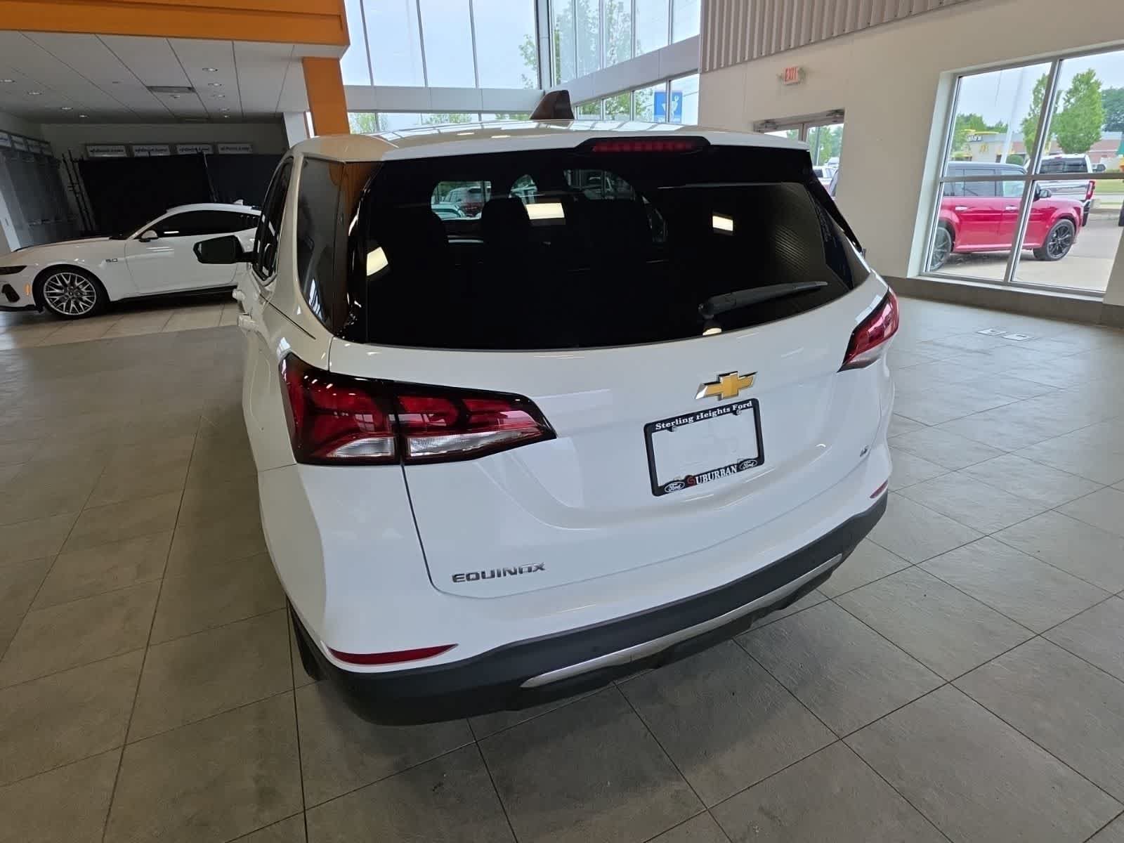 Used 2023 Chevrolet Equinox LT FWD image 12