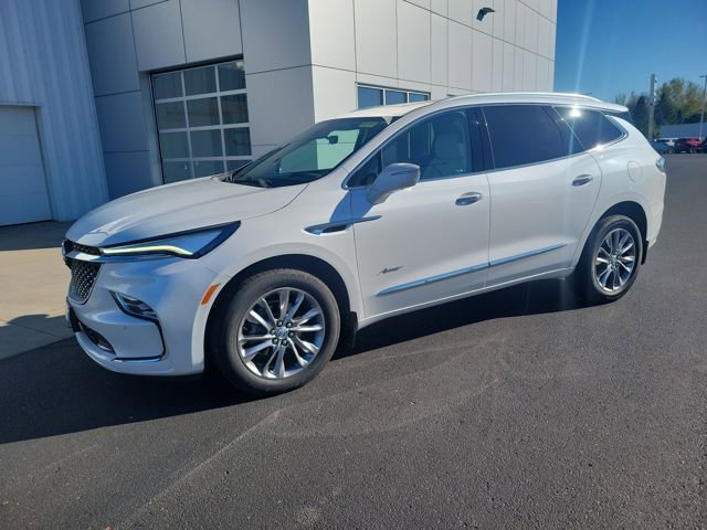 Used 2023 Buick Enclave Avenir w/ Avenir Technology Package image 1