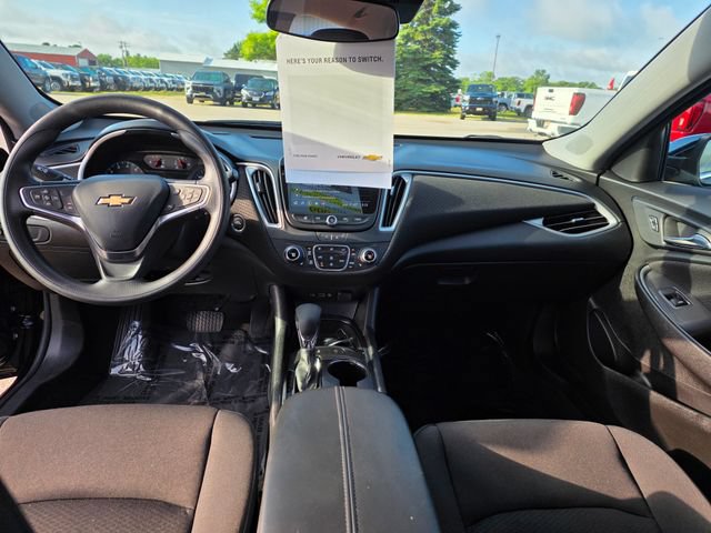 Used 2025 Chevrolet Malibu LT FWD image 10
