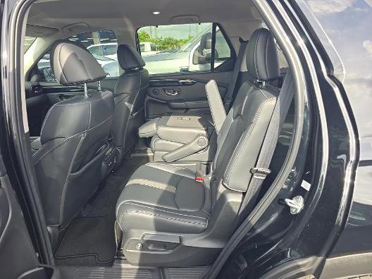 Used 2023 Honda Pilot EX-L image 7