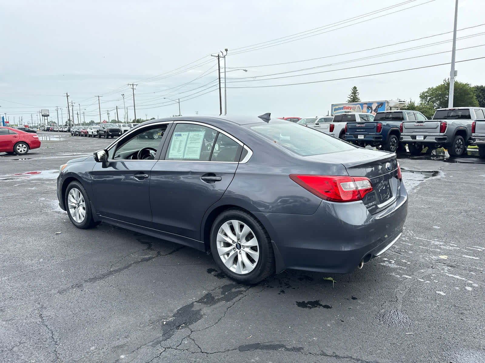Used 2016 Subaru Legacy 2.5i Premium AWD/4WD image 3