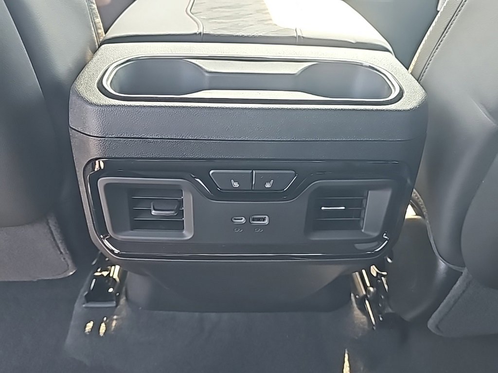 New 2025 GMC Sierra 2500 AT4X w/ AT4X AEV Edition image 17