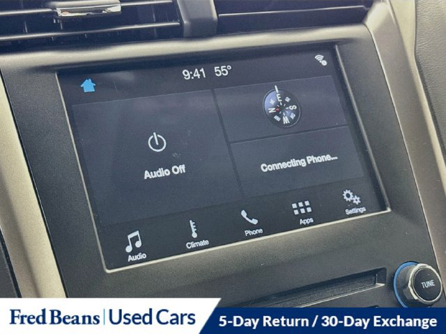 Used 2017 Ford Fusion SE w/ Fusion SE Technology Package FWD image 21