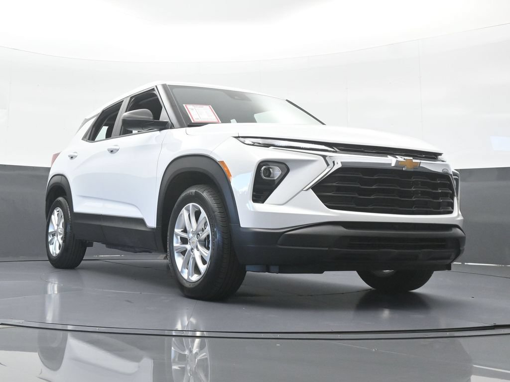 Used 2026 Chevrolet TrailBlazer LS FWD image 60