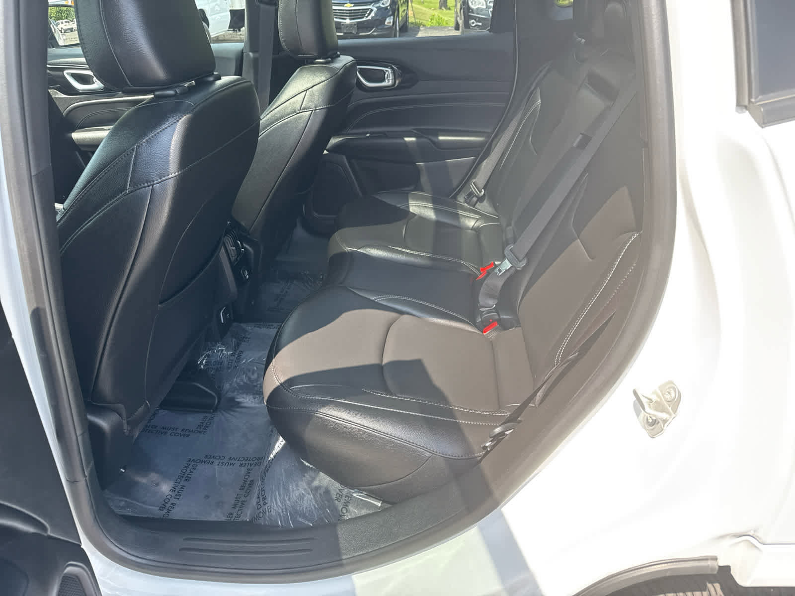 Used 2024 Jeep Compass Limited w/ High Altitude Package image 13