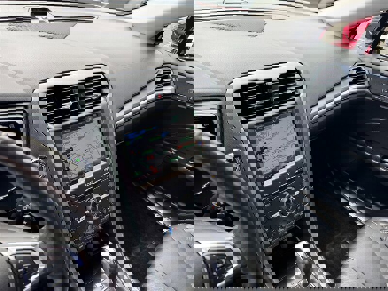 Used 2016 Ford Fusion Titanium image 26