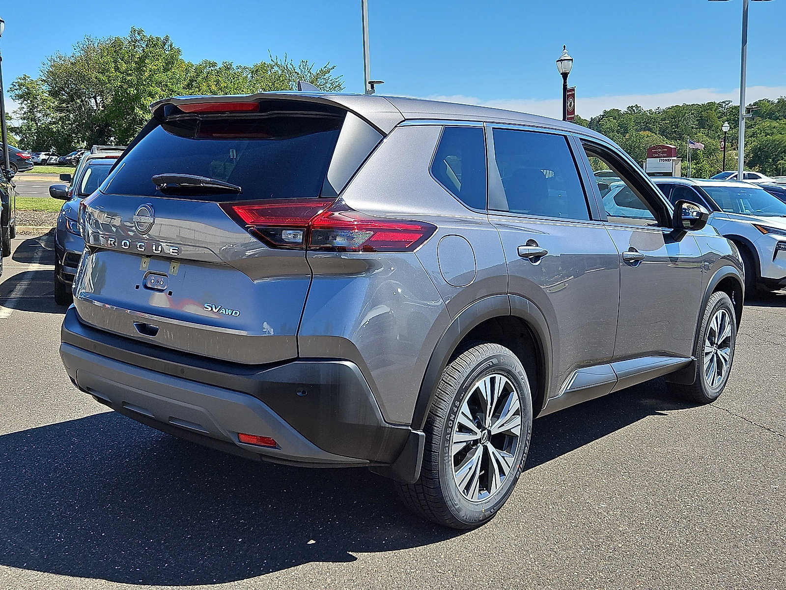 Certified 2023 Nissan Rogue SV image 6