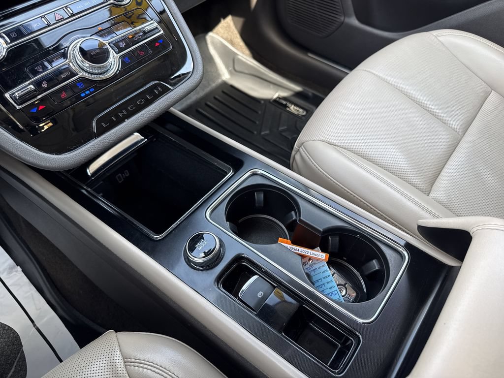 Used 2022 Lincoln Corsair AWD w/ Premium Package image 27