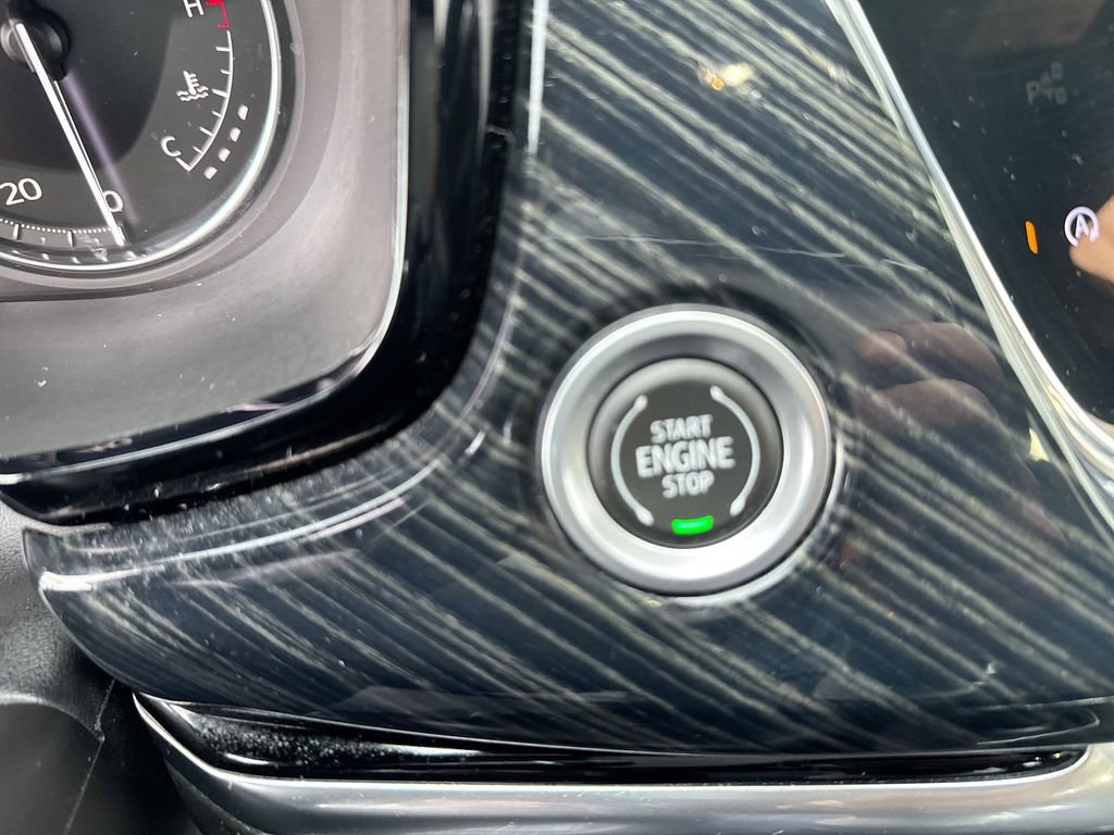 Used 2024 Cadillac XT6 Premium Luxury FWD image 22