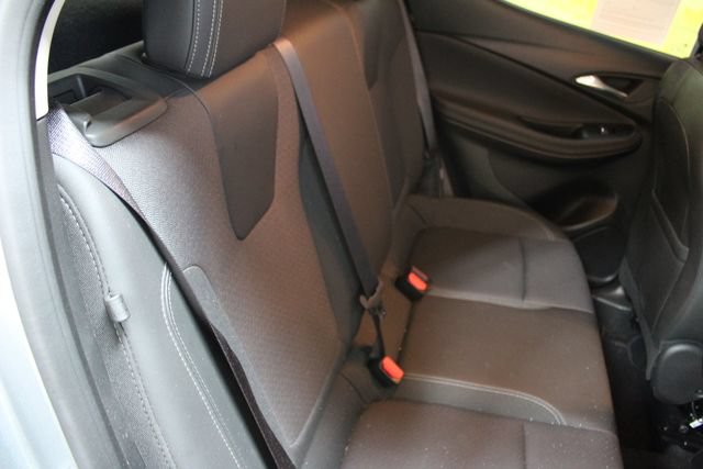 Used 2023 Buick Encore GX Preferred w/ Sport Touring Package AWD/4WD image 9