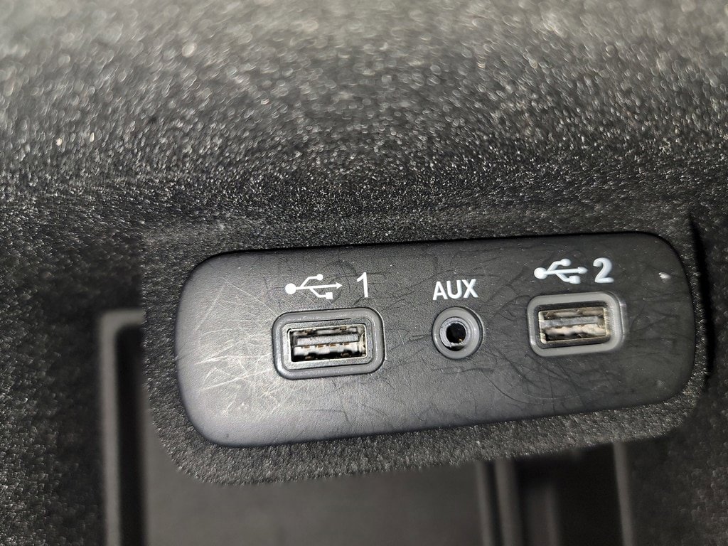 Used 2022 Dodge Charger SXT RWD image 25