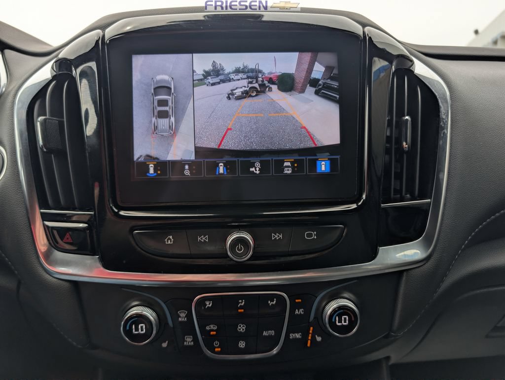 Used 2023 Chevrolet Traverse LT FWD image 14