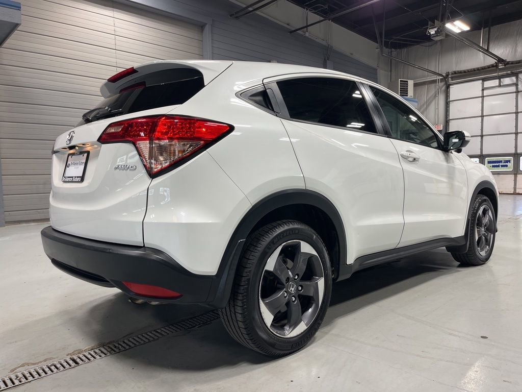 Used 2018 Honda HR-V EX image 7