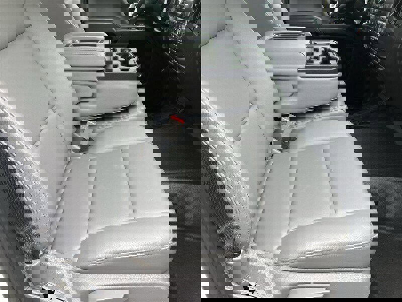 Used 2019 Chevrolet Silverado 2500 W/T w/ Snow Plow Prep Package image 8