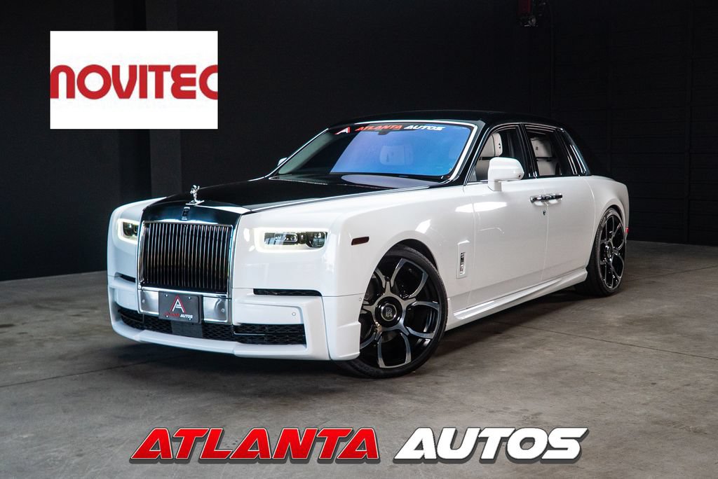 Used 2022 Rolls-Royce Phantom Sedan w/ The Phantom Package RWD image 1