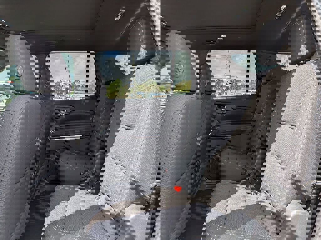 New 2026 Chevrolet Traverse LT w/ Sun and Wheel Package image 23