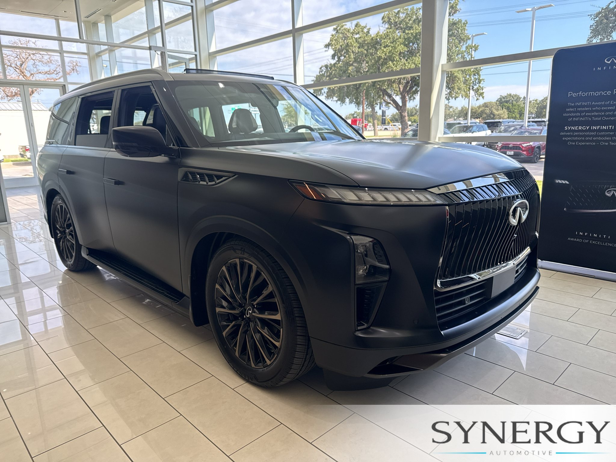 New 2027 INFINITI QX80 Autograph w/ Premium Cargo Package AWD/4WD image 3