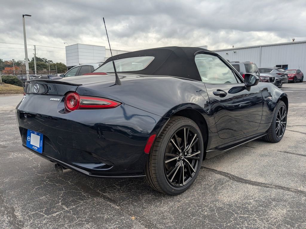 New 2025 MAZDA MX-5 Miata Grand Touring w/ Appearance Package image 4