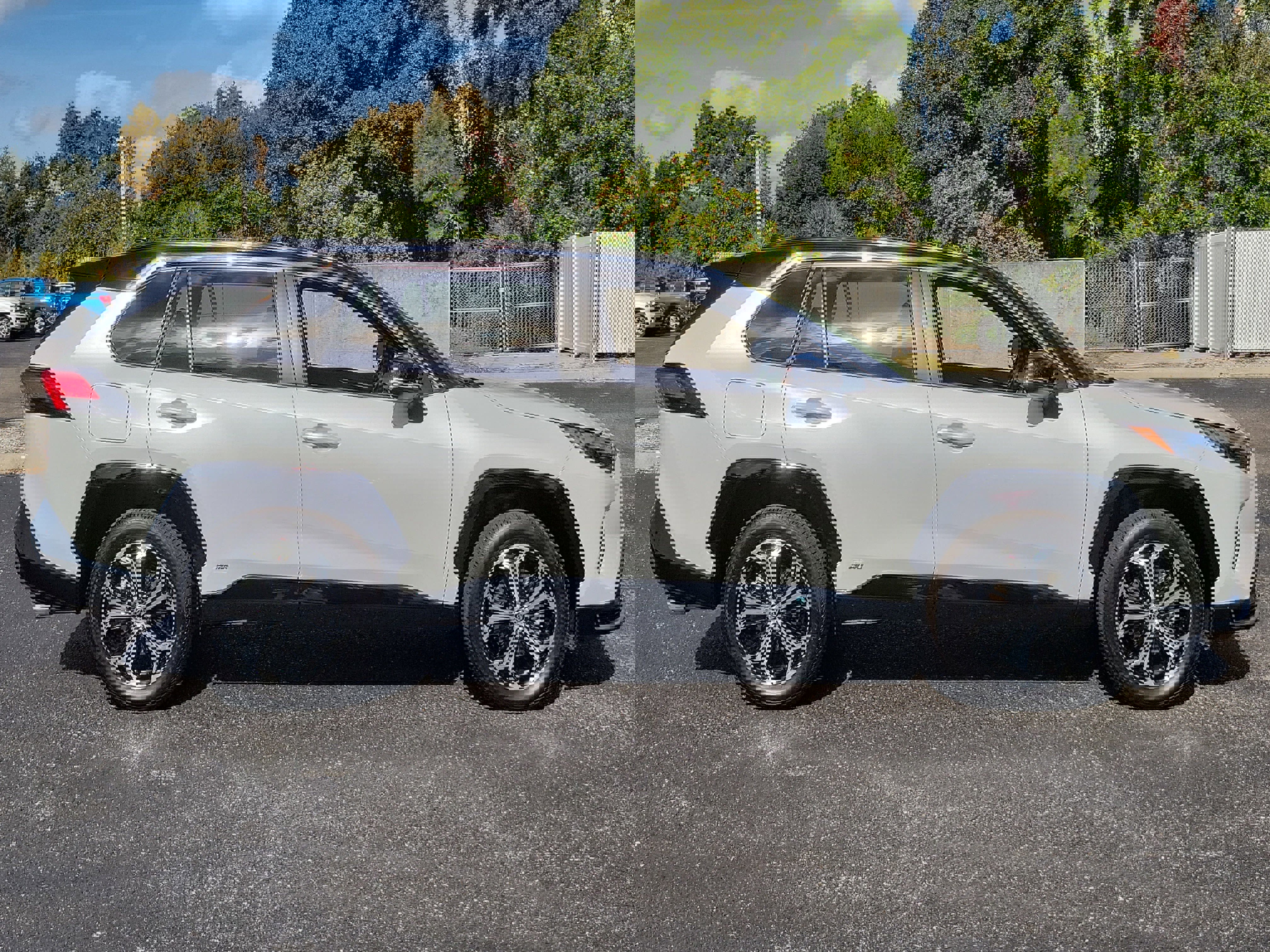 Used 2025 Toyota RAV4 XSE image 7