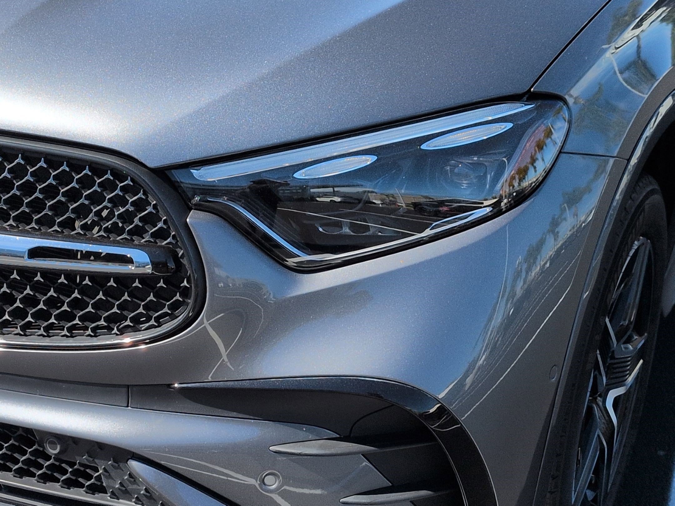 Used 2023 Mercedes-Benz GLC 300 4MATIC image 6