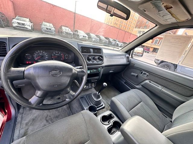 Used 2001 Nissan Frontier XE image 19