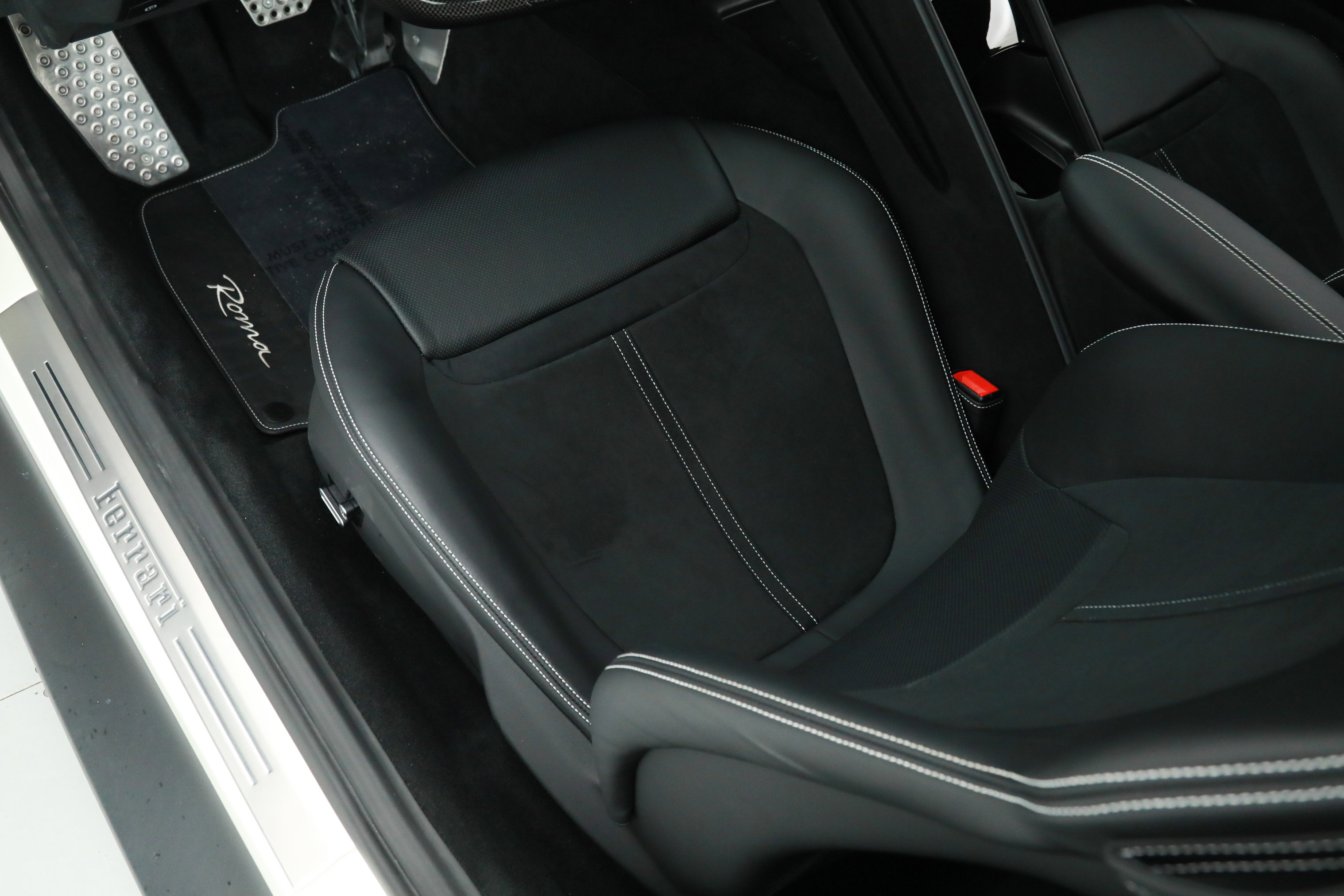 Certified 2023 Ferrari Roma image 24
