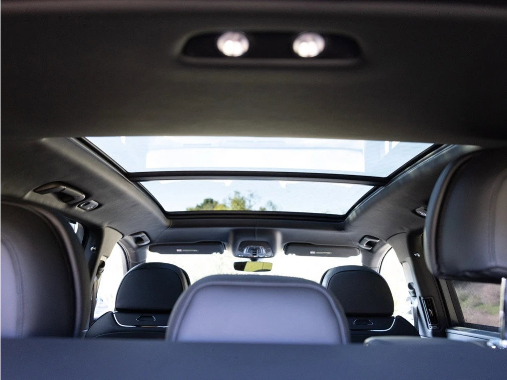 Certified 2024 Bentley Bentayga Extended Wheelbase image 70