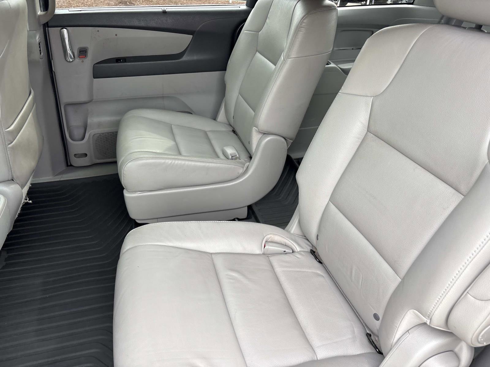 Used 2015 Honda Odyssey EX-L image 30