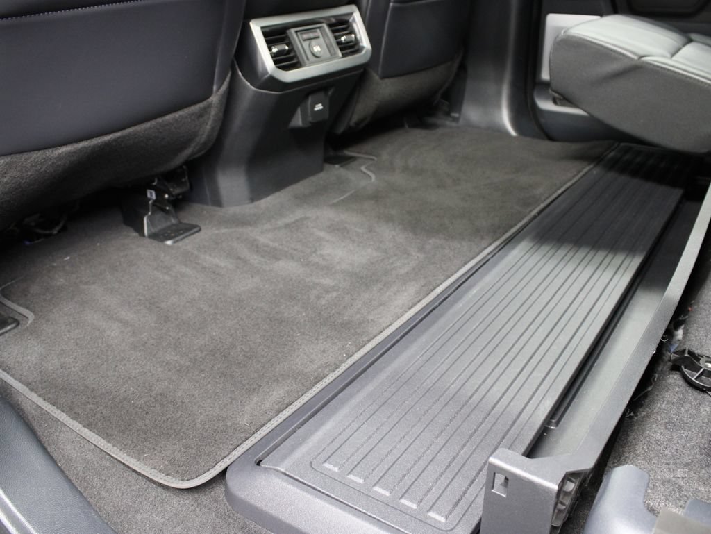 Used 2025 Ford F250 Platinum AWD/4WD image 78