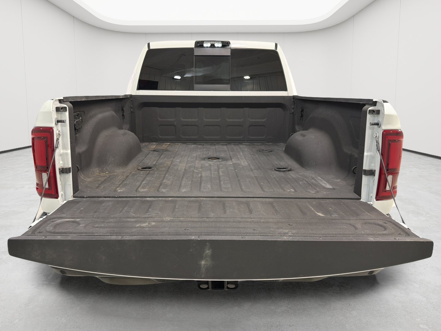 Used 2026 RAM 2500 Laramie AWD/4WD image 24
