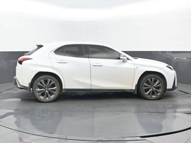Used 2022 Lexus UX 200 F Sport w/ Accessory Package (Z2) FWD image 2