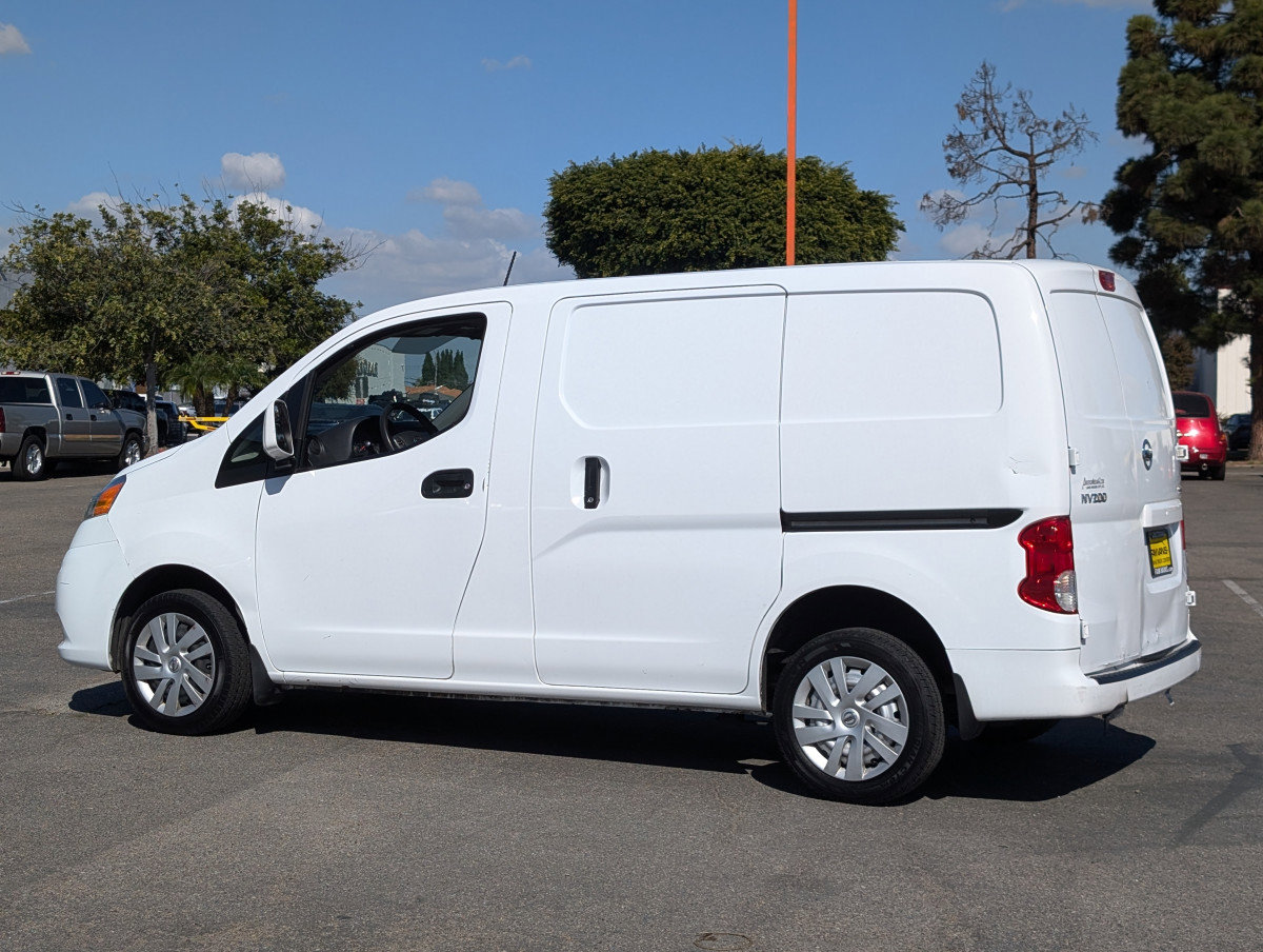 Used 2020 Nissan NV200 SV image 5