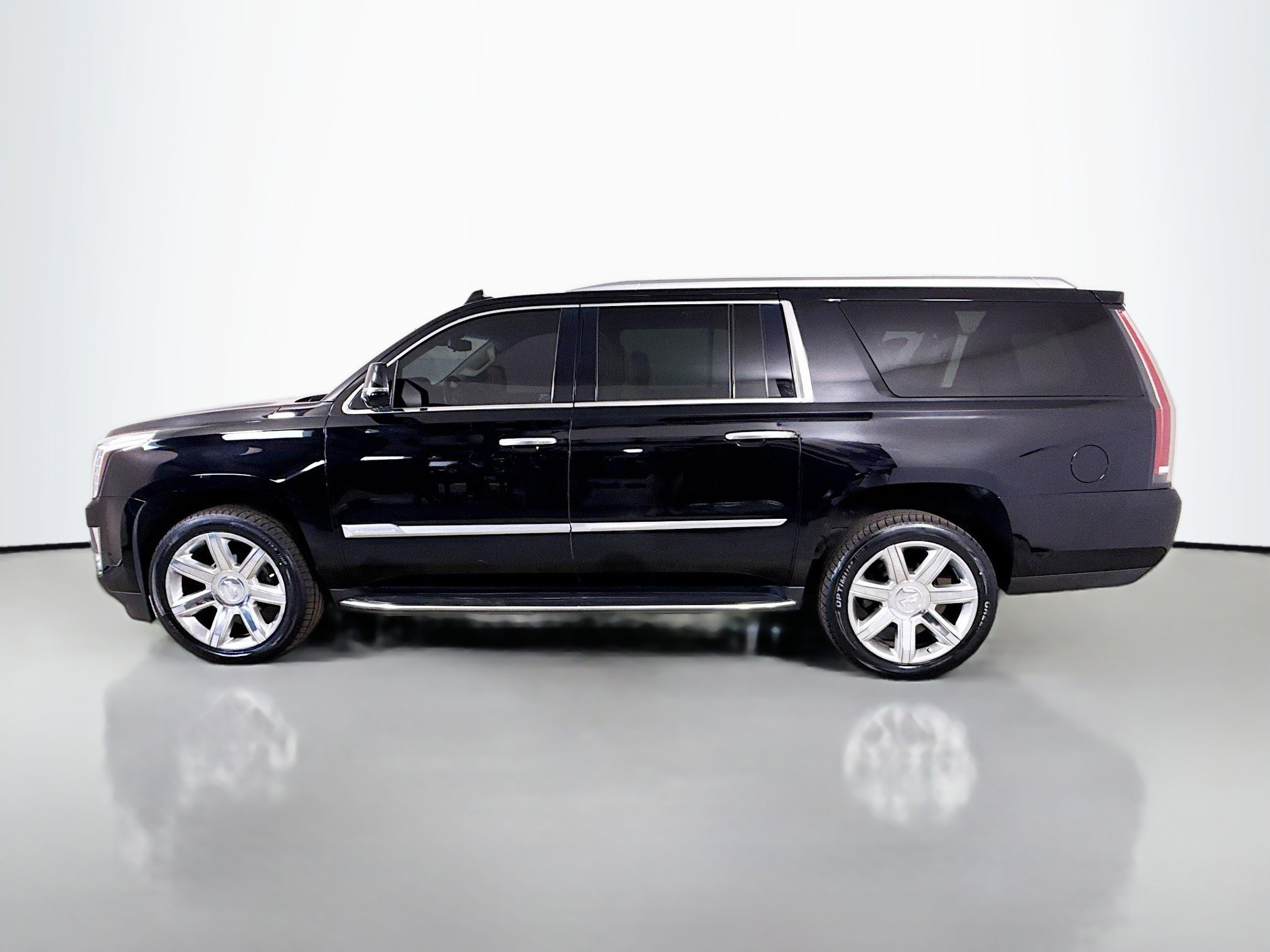 Used 2019 Cadillac Escalade ESV Luxury image 6