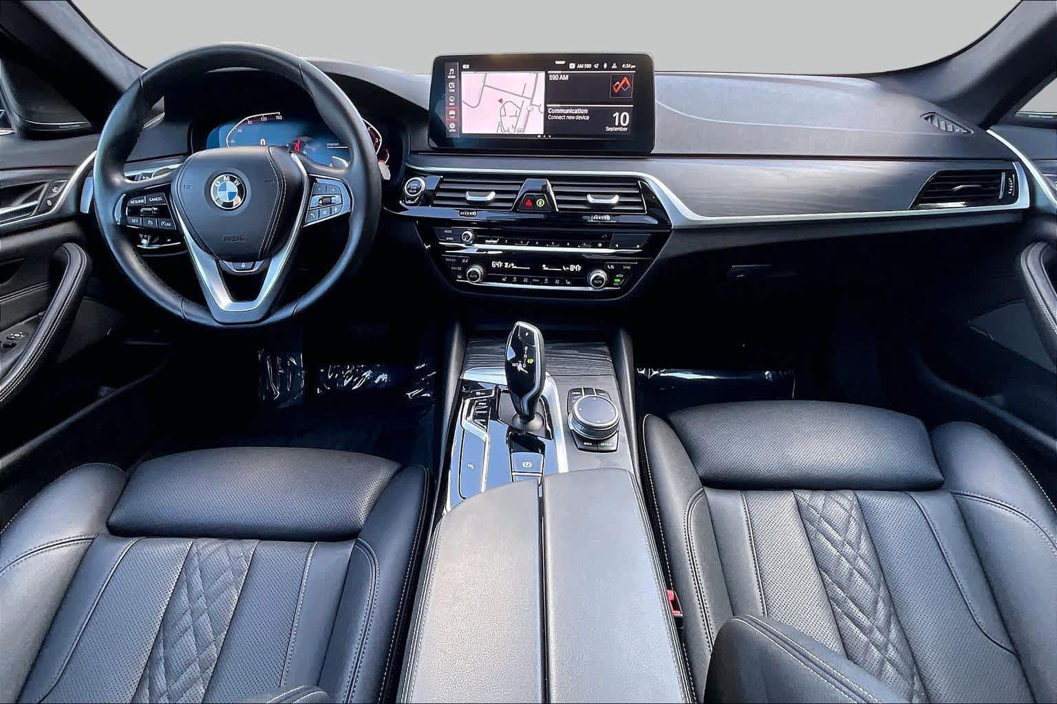 Used 2023 BMW 530i xDrive w/ Premium Package AWD/4WD image 15
