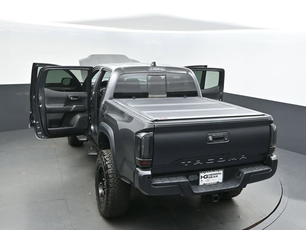 Used 2020 Toyota Tacoma TRD Off-Road image 47