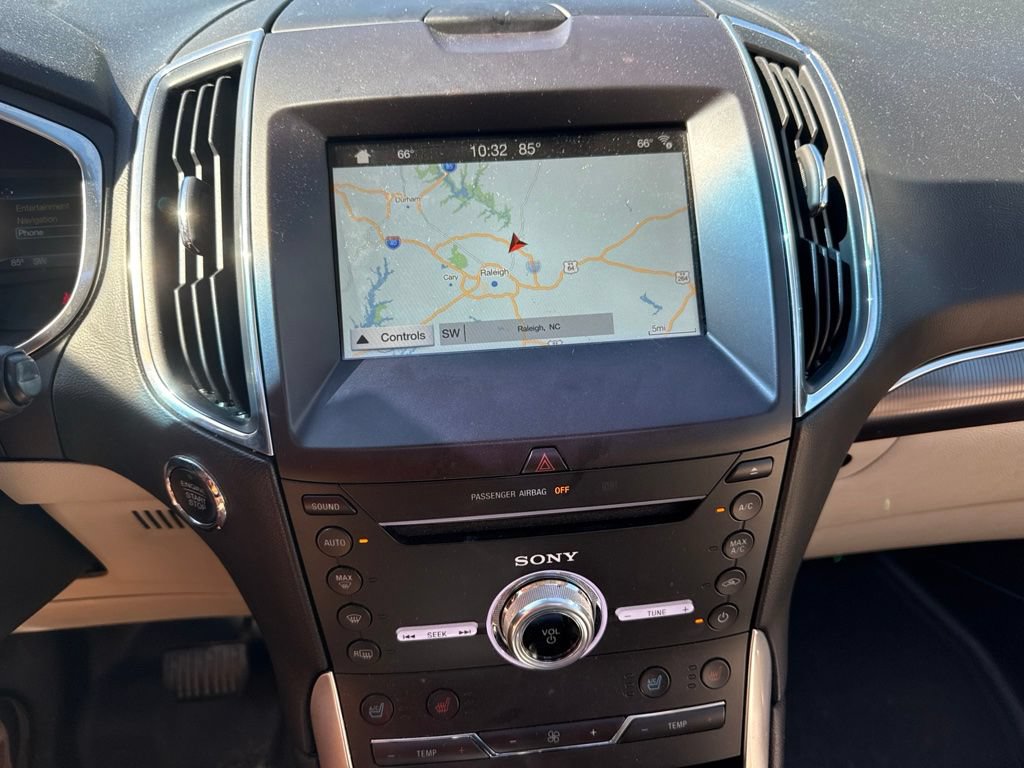 Used 2017 Ford Edge Titanium w/ Equipment Group 301A FWD image 11