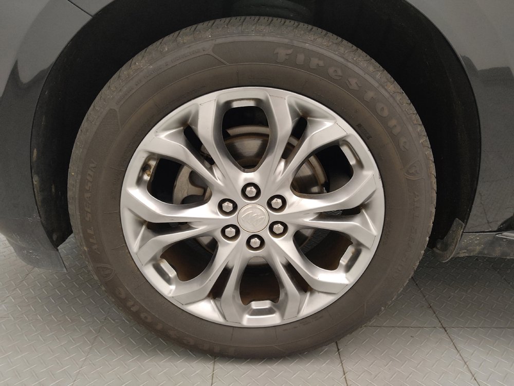 Used 2020 Buick Enclave Avenir w/ Avenir Technology Package FWD image 31