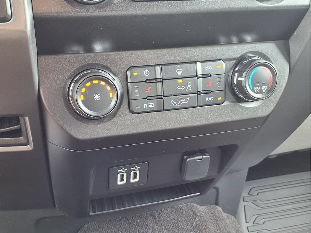 Used 2020 Ford F150 XLT w/ Equipment Group 302A Luxury RWD image 8